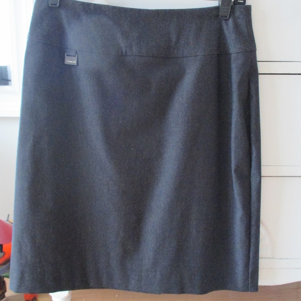 Lisette Dark Grey Pull Up Skirt Size 0